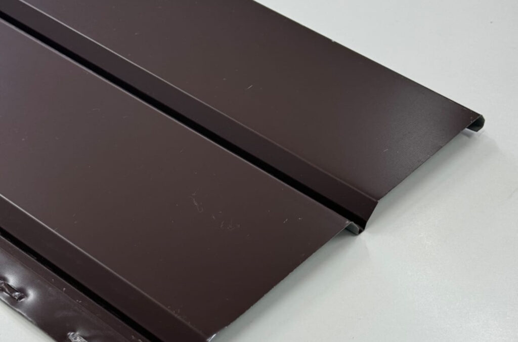 сайдинг металлический коричневый